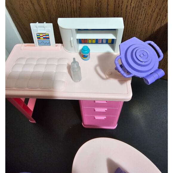 1995 Barbie So Much to Do Baby Care Center - Picture 11 of 16